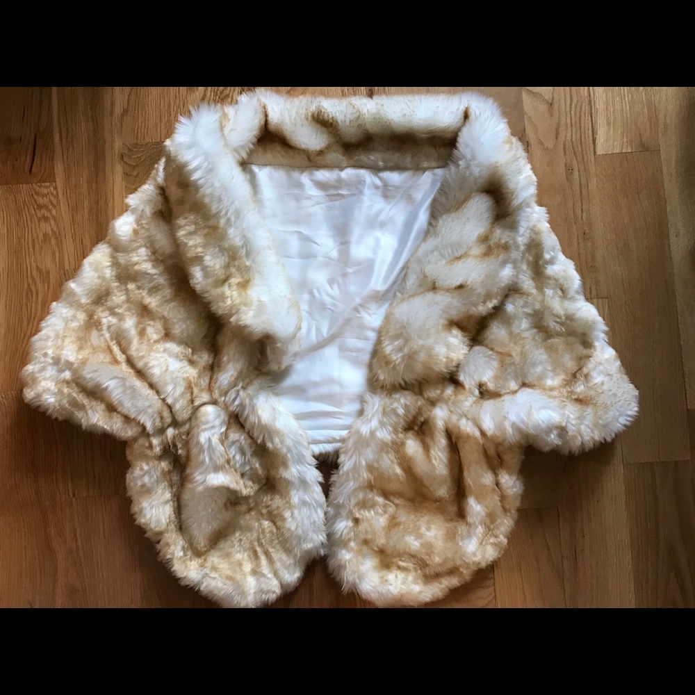Fur shawl - Picture 2 of 4